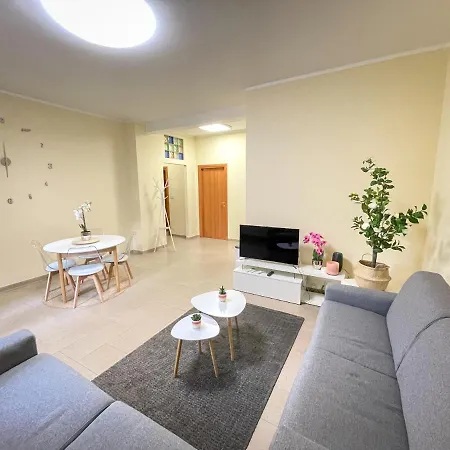 Roccaro Apartment
